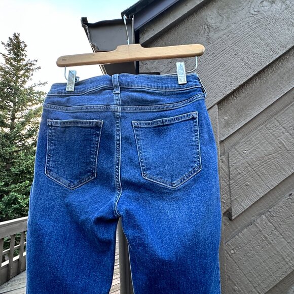 EUC GAP True Skinny Mid-Rise Ankle Jeans - Picture 6 of 7